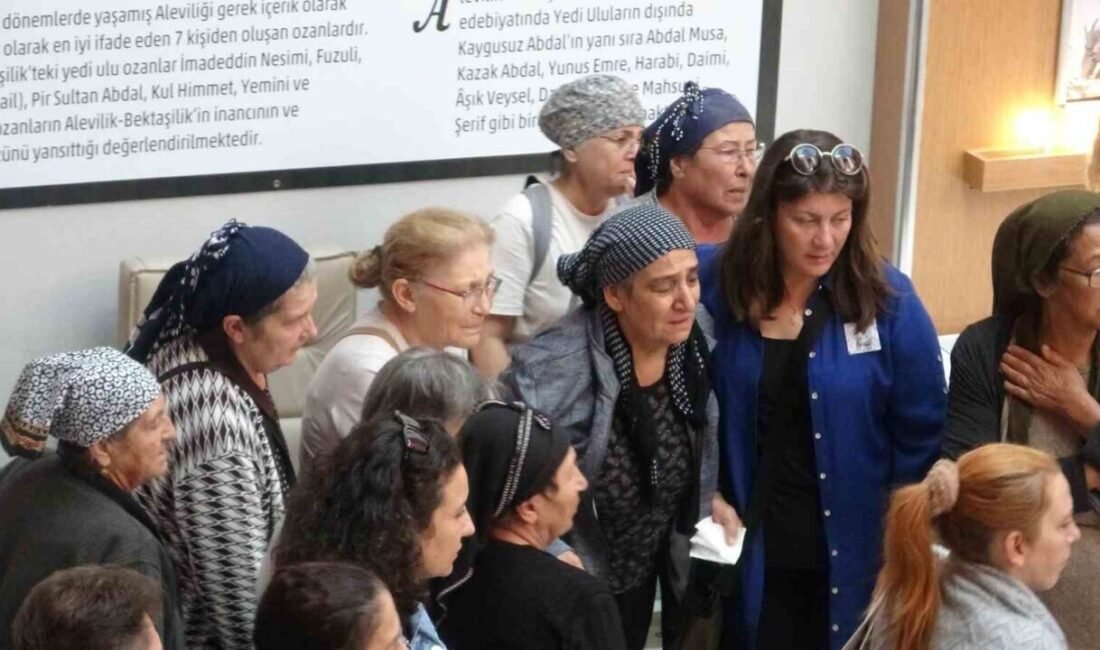 Babasının mezarını ziyaretten dönerken geçirdiği kazada hayatını kaybetti Antalya’da 32 yaşındaki motosiklet sürücüsü, babasının kabrini ziyaret ettikten sonra