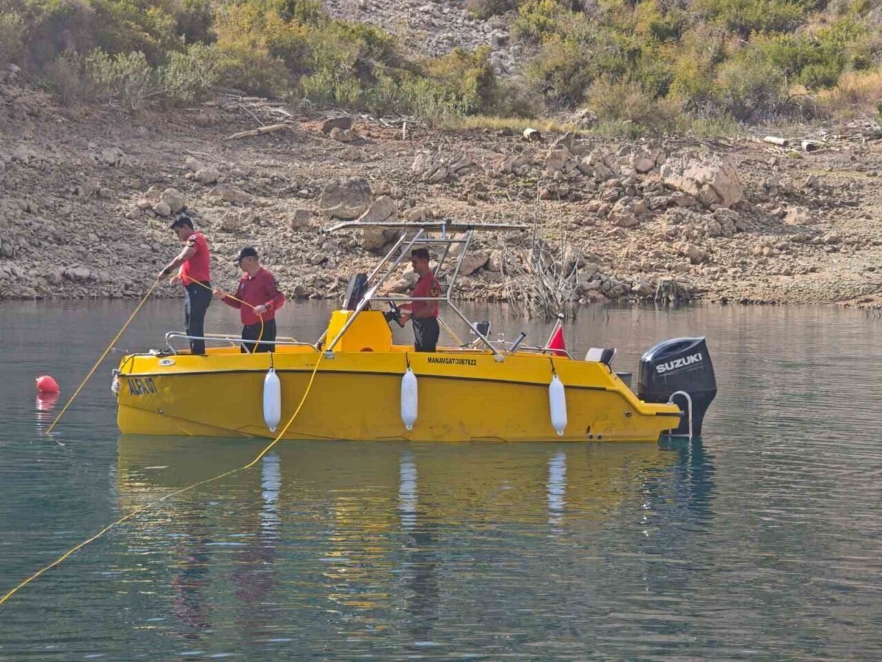 Baraj gölünde yüzerken kaybolan İrlandalı turist sualtı dron ve robotla arandı Baraj gölünde yüzerken kaybolan İrlandalı turist sualtı dron ve robotla arandı