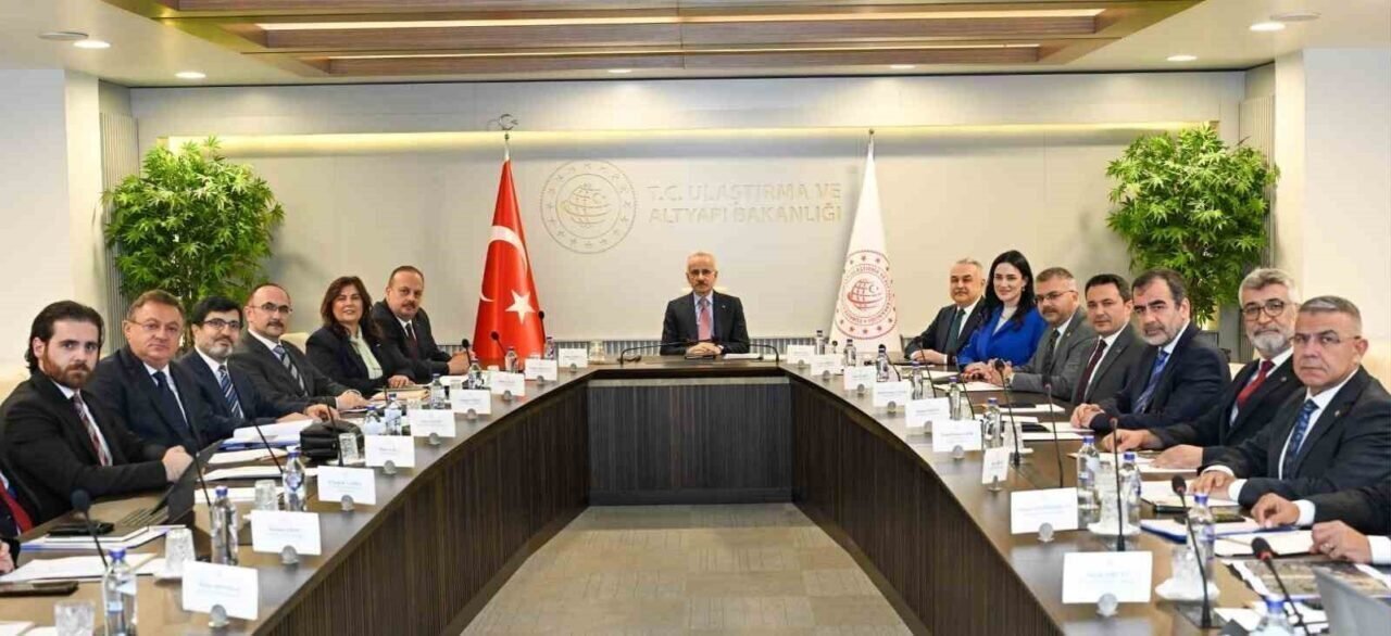 Başkan Çerçioğlu’ndan Aydın’a yeni banliyö hattı müjdesi