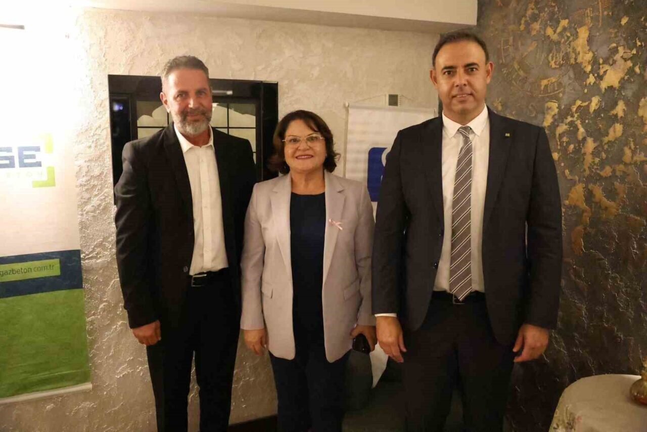 Başkan Gençay: "Didim’in planlı, güvenli ve estetik bir kent olması için çalışıyoruz" Başkan Gençay: "Didim’in planlı, güvenli ve estetik bir kent olması için çalışıyoruz"