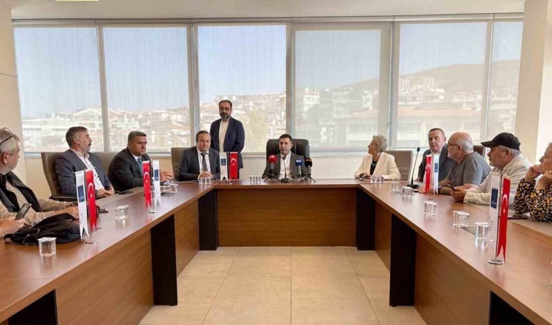 Başkan Günel: “Yargıya sonuna kadar güveniyoruz” Başkan Ömer Günel, kendilerine tahsis edilen Kuşadası Belediyesi Ana Hizmet