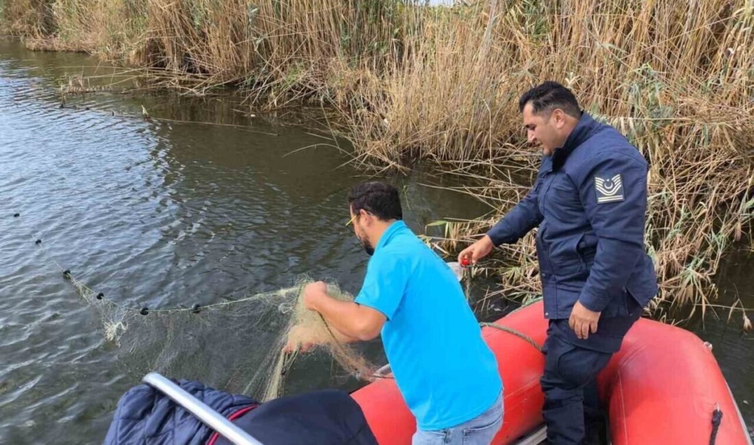 Aydın’ın Söke ilçesinde Büyük Menderes havzasında kullanımı yasak olan ağlar