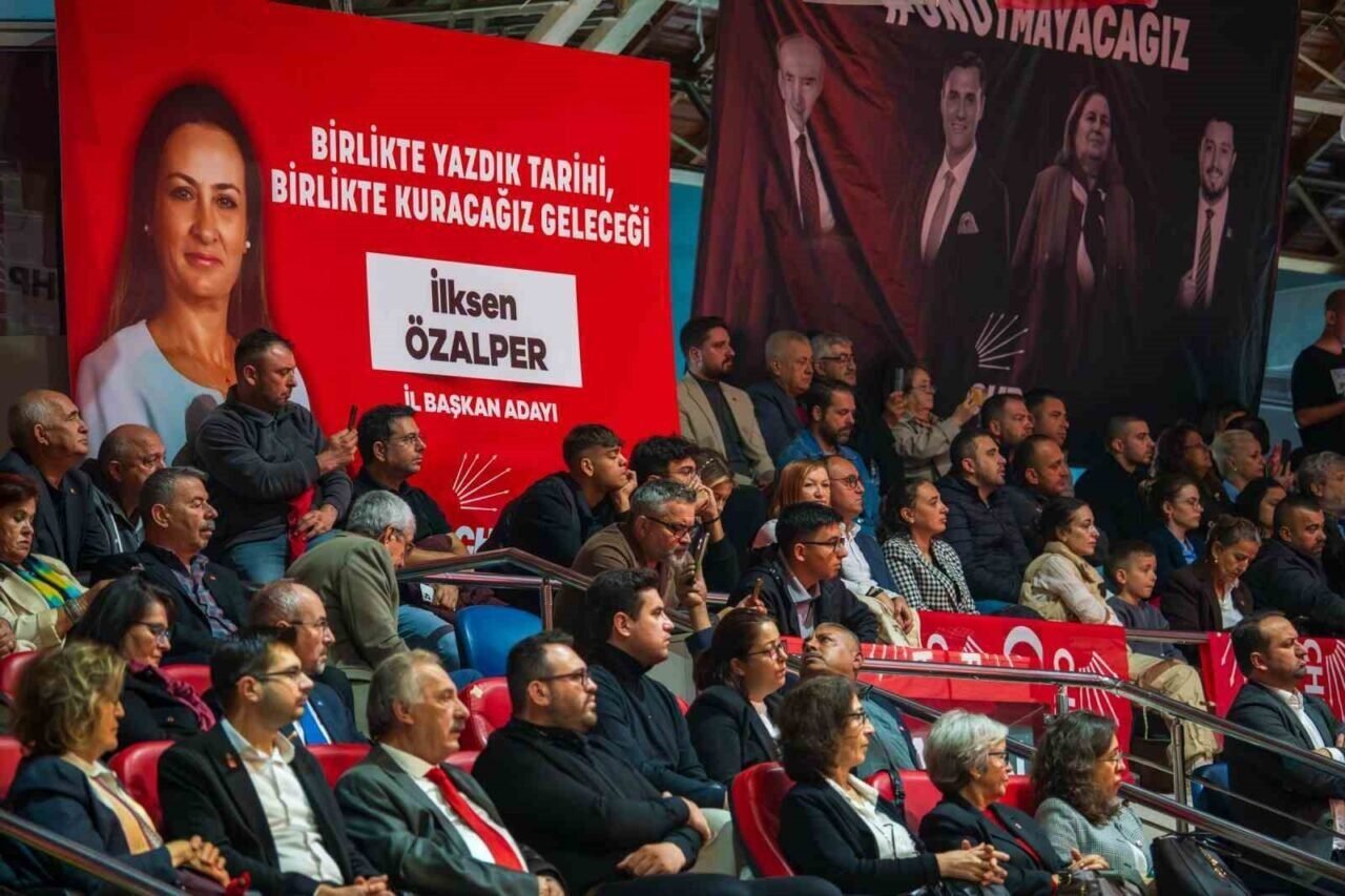 CHP Genel Başkanı Özel memleketi Manisa’da konuştu