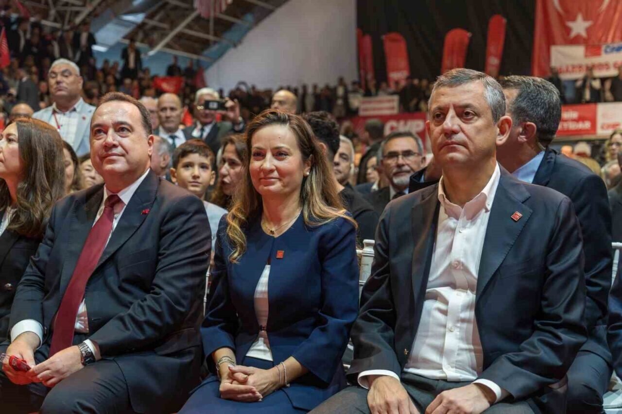CHP Genel Başkanı Özel memleketi Manisa’da konuştu