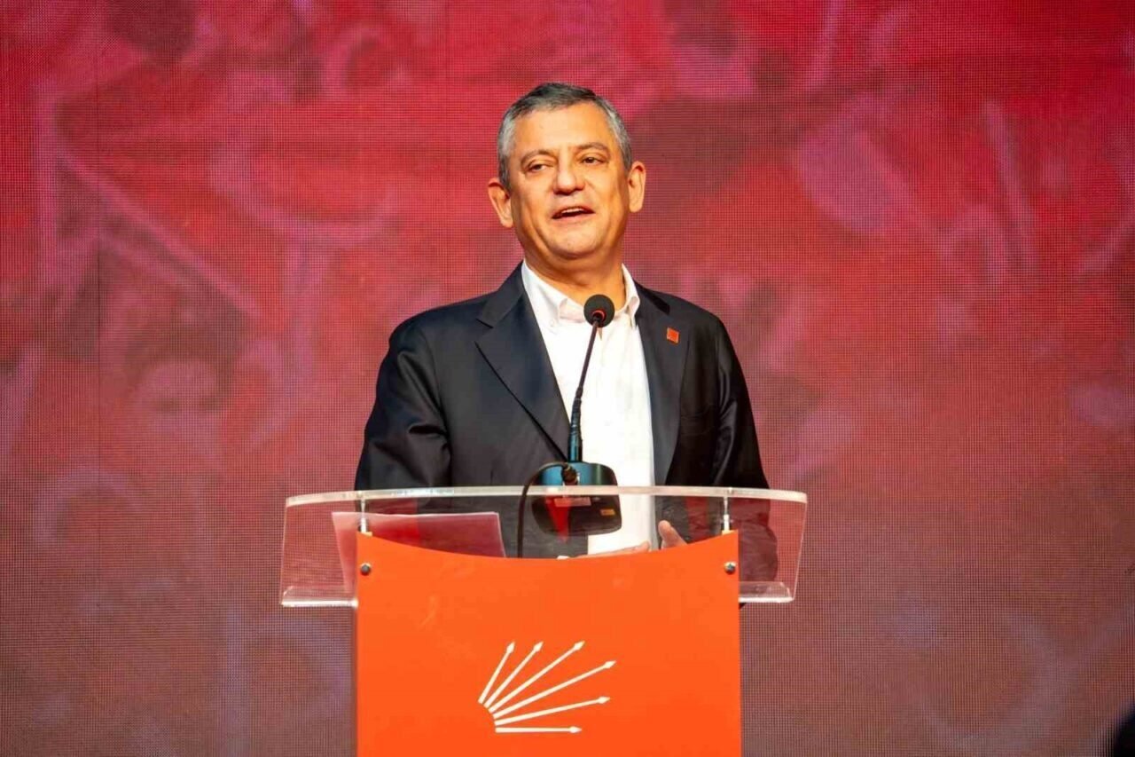 CHP Genel Başkanı Özel memleketi Manisa’da konuştu