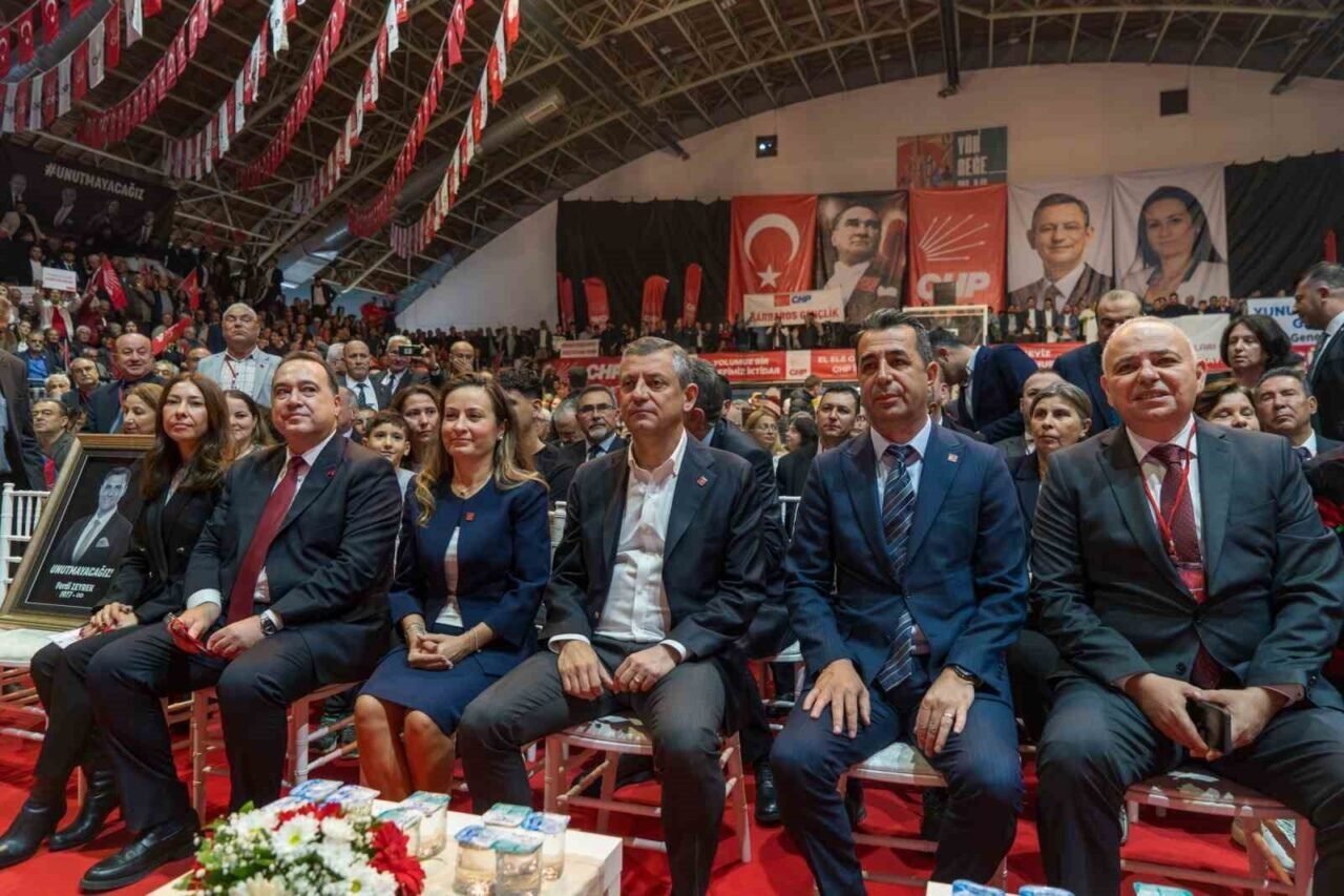 CHP Genel Başkanı Özel memleketi Manisa’da konuştu