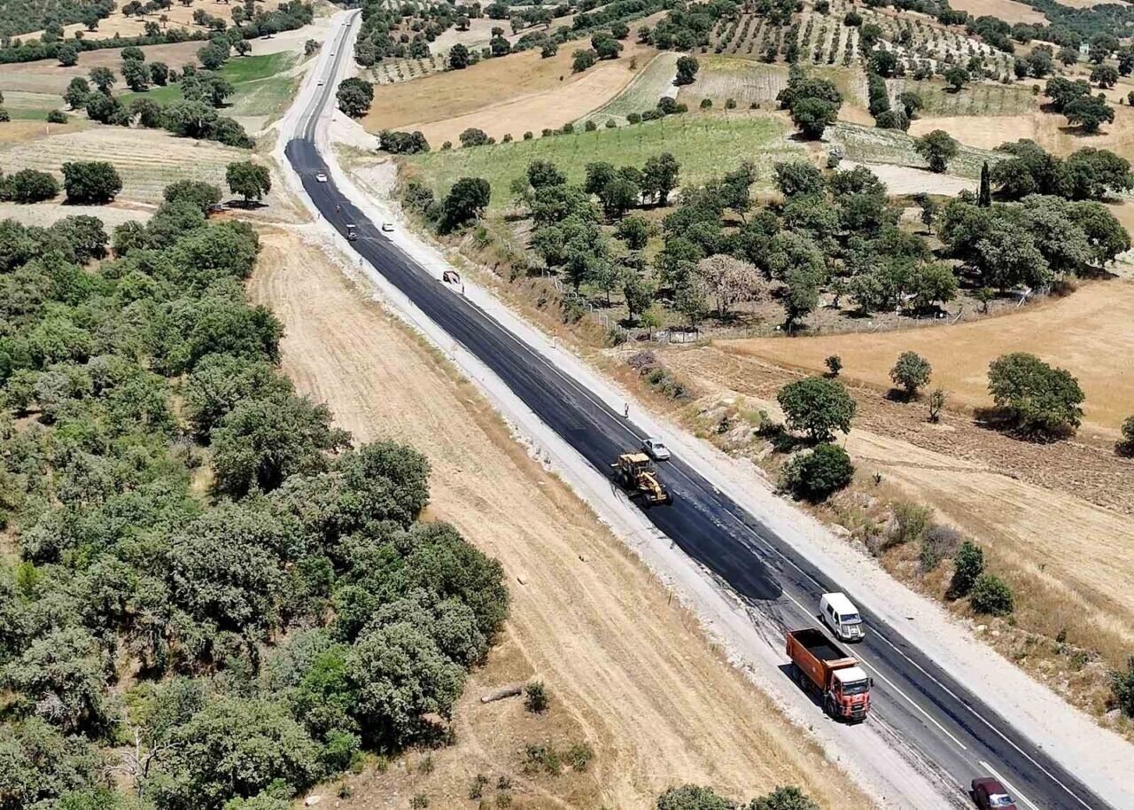 Demirci-Selendi yolu için ihale süreci başlıyor
