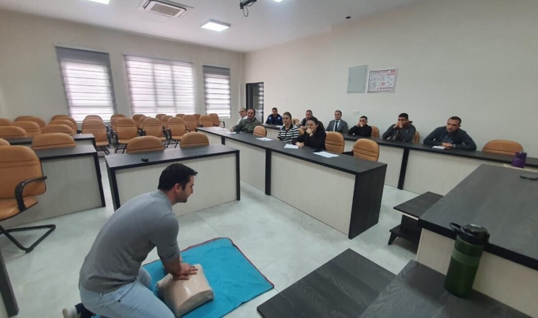 Manisa İl Sağlık Müdürlüğü tarafından Demirci Belediyesi personeline ilk yardım