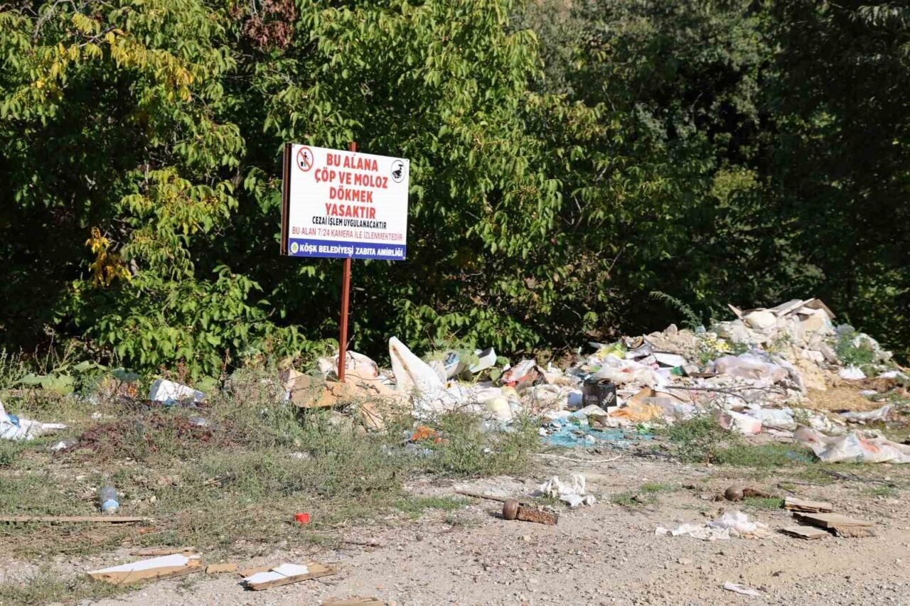 Duyarsız vatandaşlar uyarı tabelalarına aldırış etmedi