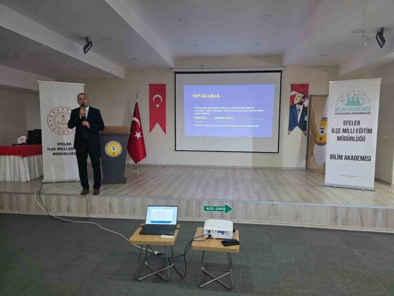 Efeler’de okul müdürleri bilgilendirildi