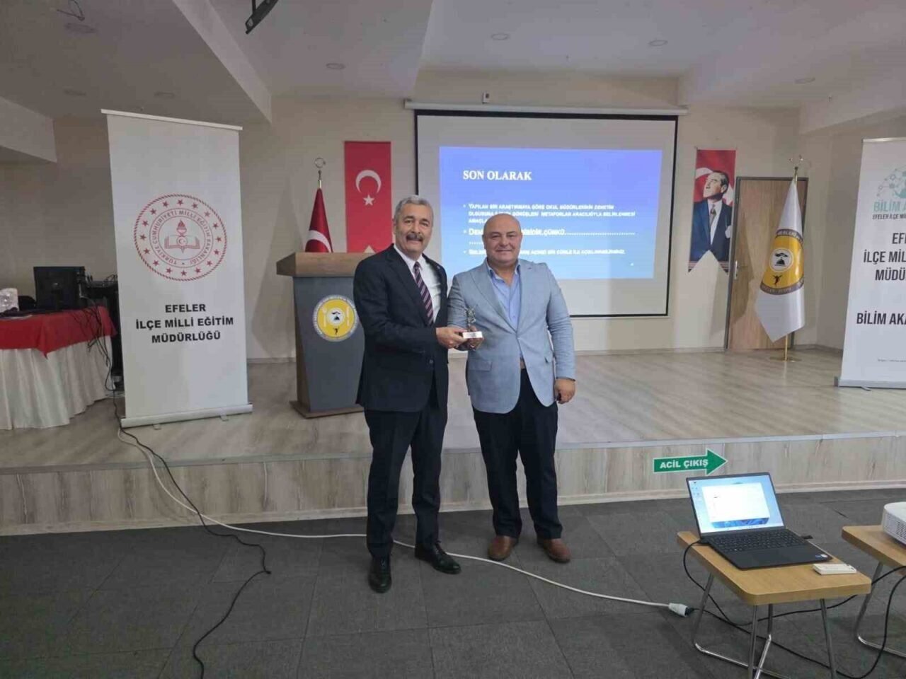 Efeler’de okul müdürleri bilgilendirildi