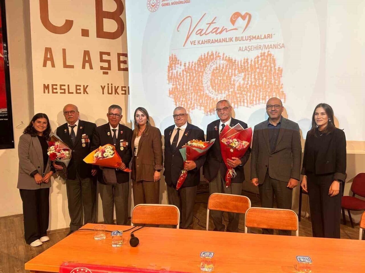 Gaziler, öğrencilerle buluştu Gaziler, öğrencilerle buluştu