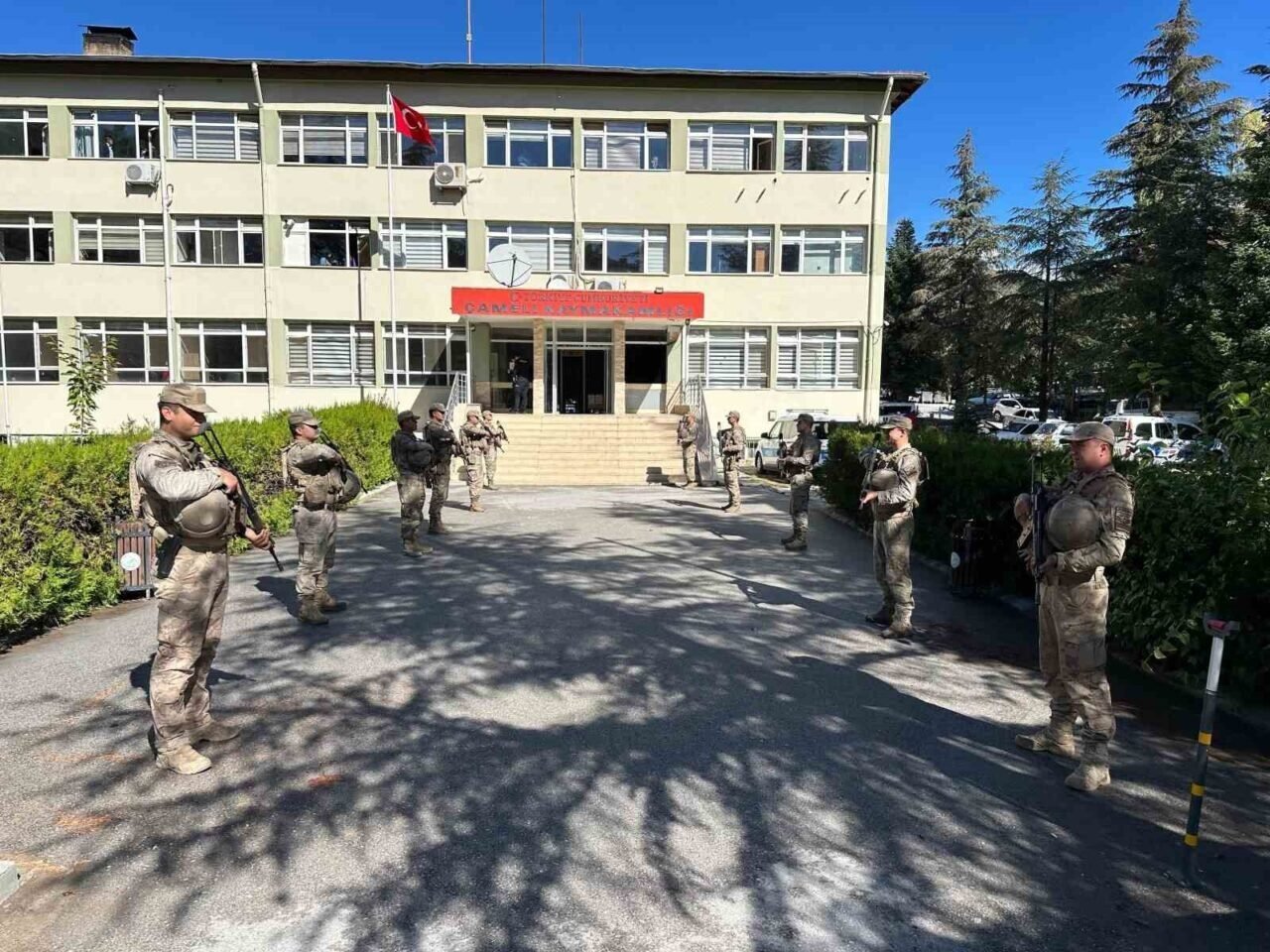Gündüz çoban, gece hırsız olan ‘Kaçarlar’ şebekesi jandarmadan kaçamadı