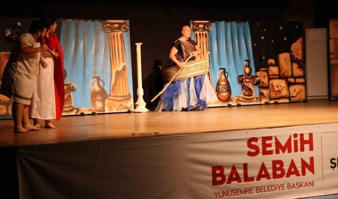 “Hades’e Yolculuk” tiyatro severlerle buluştu Yunusemre Belediyesi, Altıeylül Kent Sahnesi’nin “Hades’e Yolculuk” adlı oyununu tiyatroseverlerle