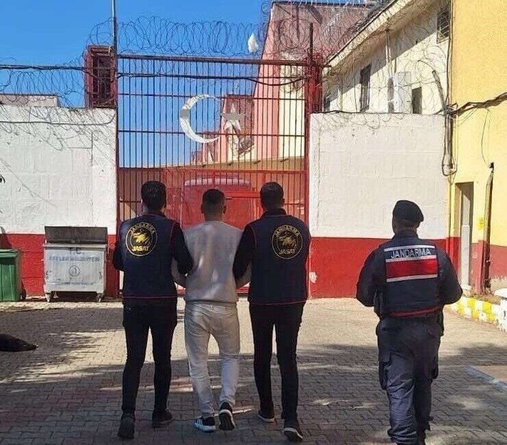 Aydın’ın Efeler ilçesinde silahla tehdit suçundan 10 yıl hapis cezasıyla