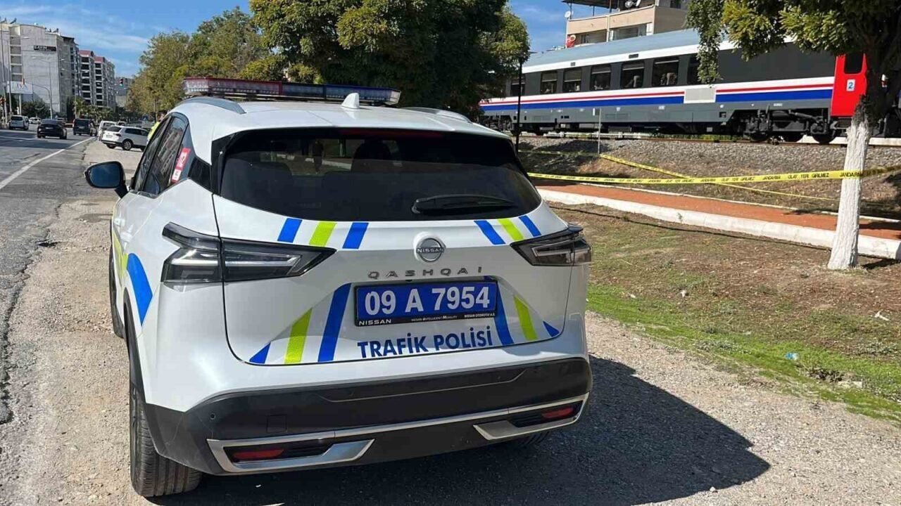 İncirliova’da trenin çarptığı yaşlı kadın ağır yaralandı