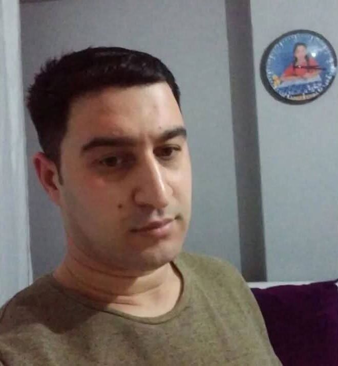 İzmir’de komşu tartışması kanlı bitti: 1’i çocuk 2 ağır yaralı İzmir’de komşu tartışması kanlı bitti: 1’i çocuk 2 ağır yaralı