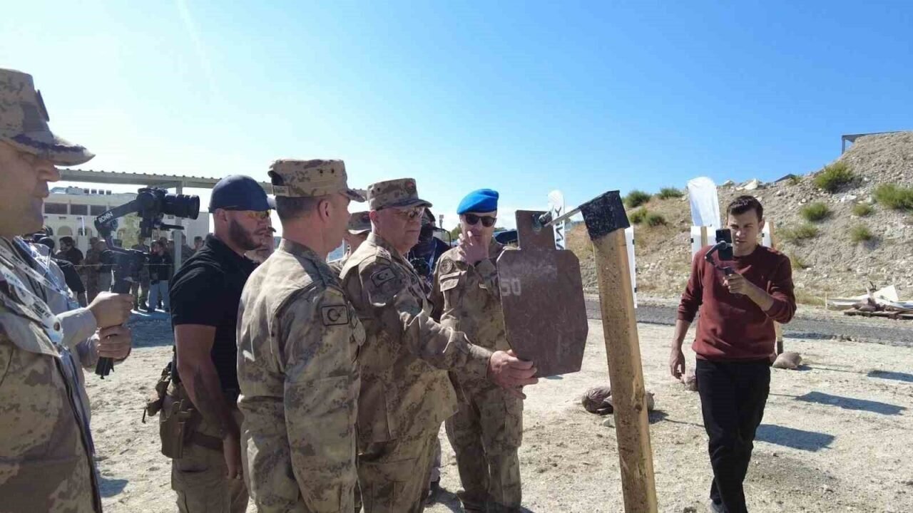 Jandarma’ya yeni atış okulu: Orgeneral Çardakcı’dan Boran VII Finali’nde anlamlı açılış
