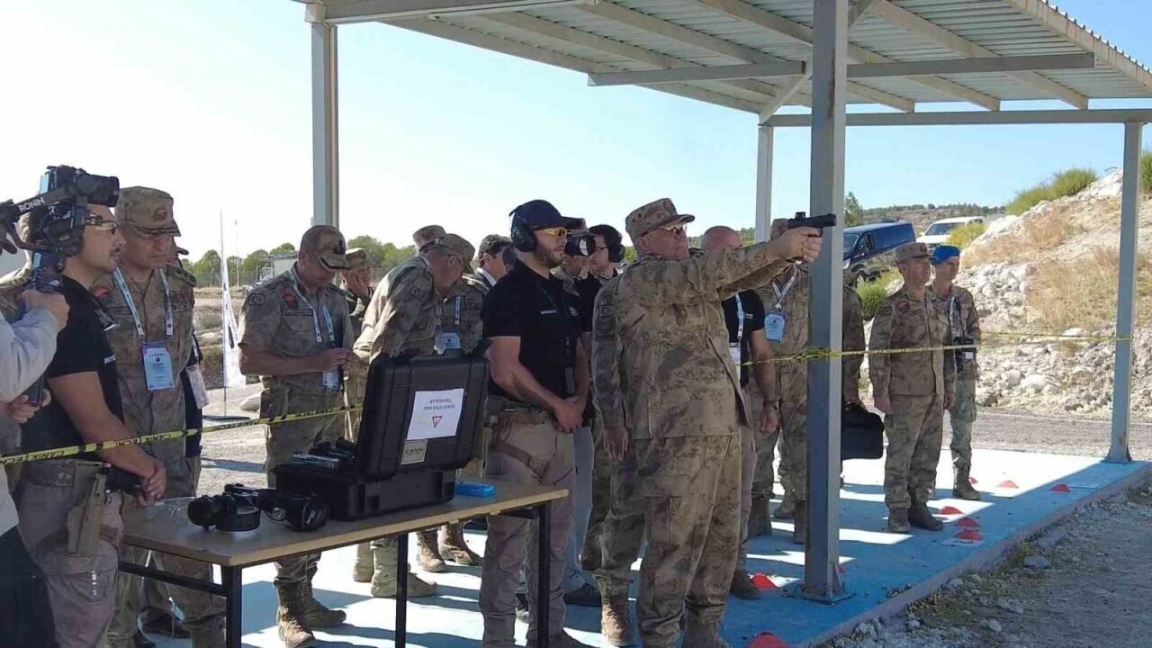 Jandarma’ya yeni atış okulu: Orgeneral Çardakcı’dan Boran VII Finali’nde anlamlı açılış