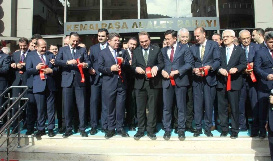 Kemalpaşa Adalet Sarayı açılışını yapan Bakan Tunç: “Türkiye genelinde 388 adliye sarayı var” Adalet Bakanı Yılmaz Tunç, İzmir’de Kemalpaşa Adalet Sarayı açılış ve