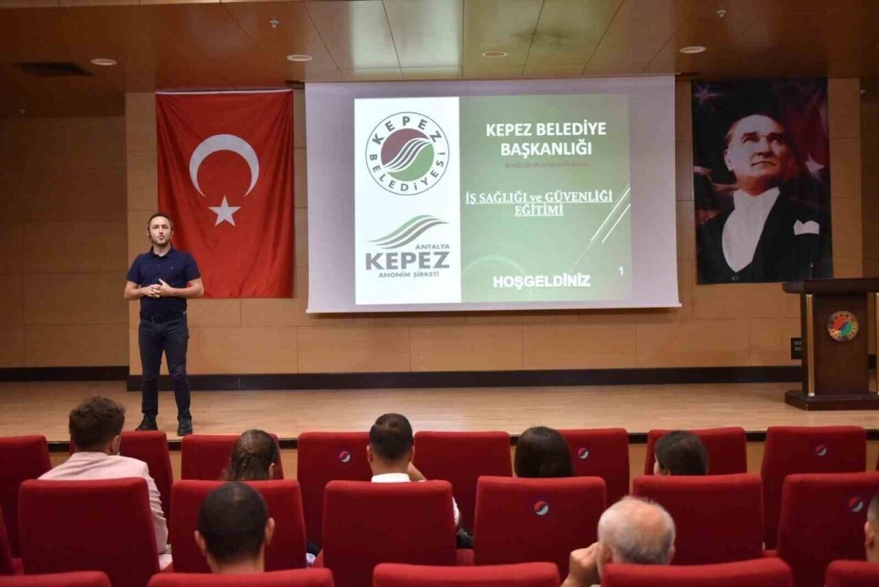 Kepez Belediyesi’nden çalışanlara iş güvenliği eğitimi