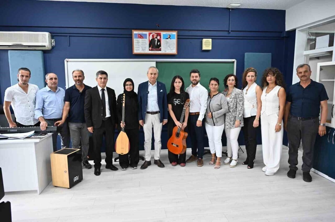 Kepez Belediyesi’nden Şehit Celal Özcan Anadolu Lisesi’ne müzik sınıfı