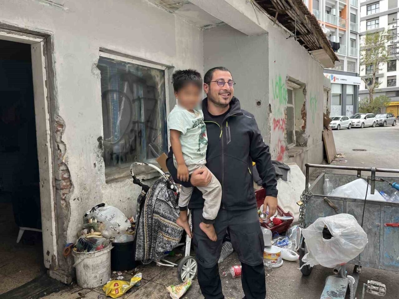 Korumadan çıktı, koruyan el oldu