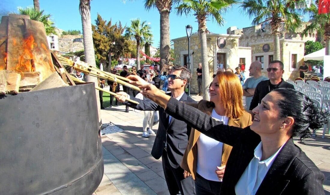 Kültür Yolu Festivali’nin coşkusu bu yıl Çeşme’de de yaşanıyor Kültür ve Turizm Bakanlığı tarafından 2021 yılından bu yana Türkiye’nin