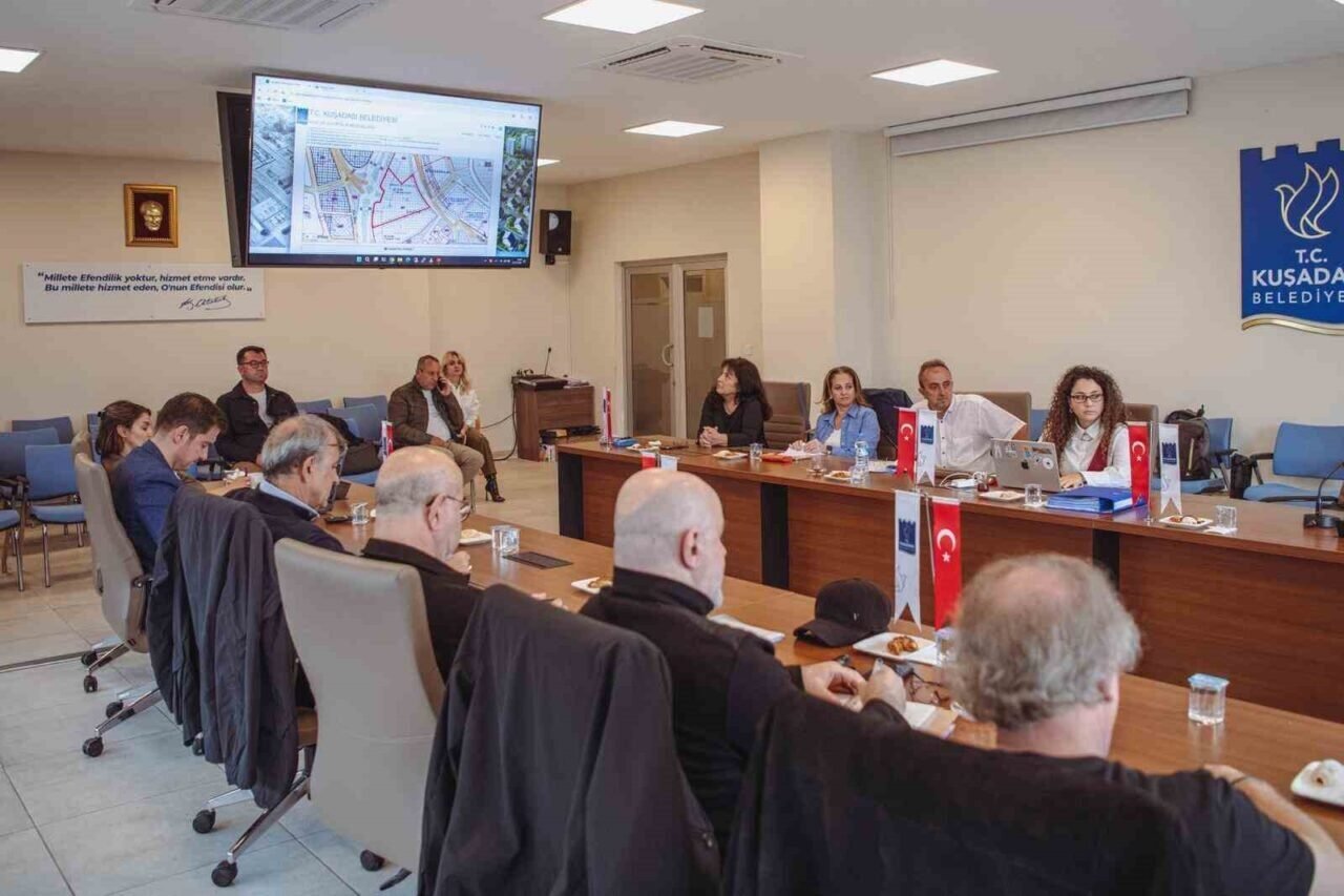 Kuşadası’nda yeni hizmet binası için ilk jüri toplantısı gerçekleştirildi