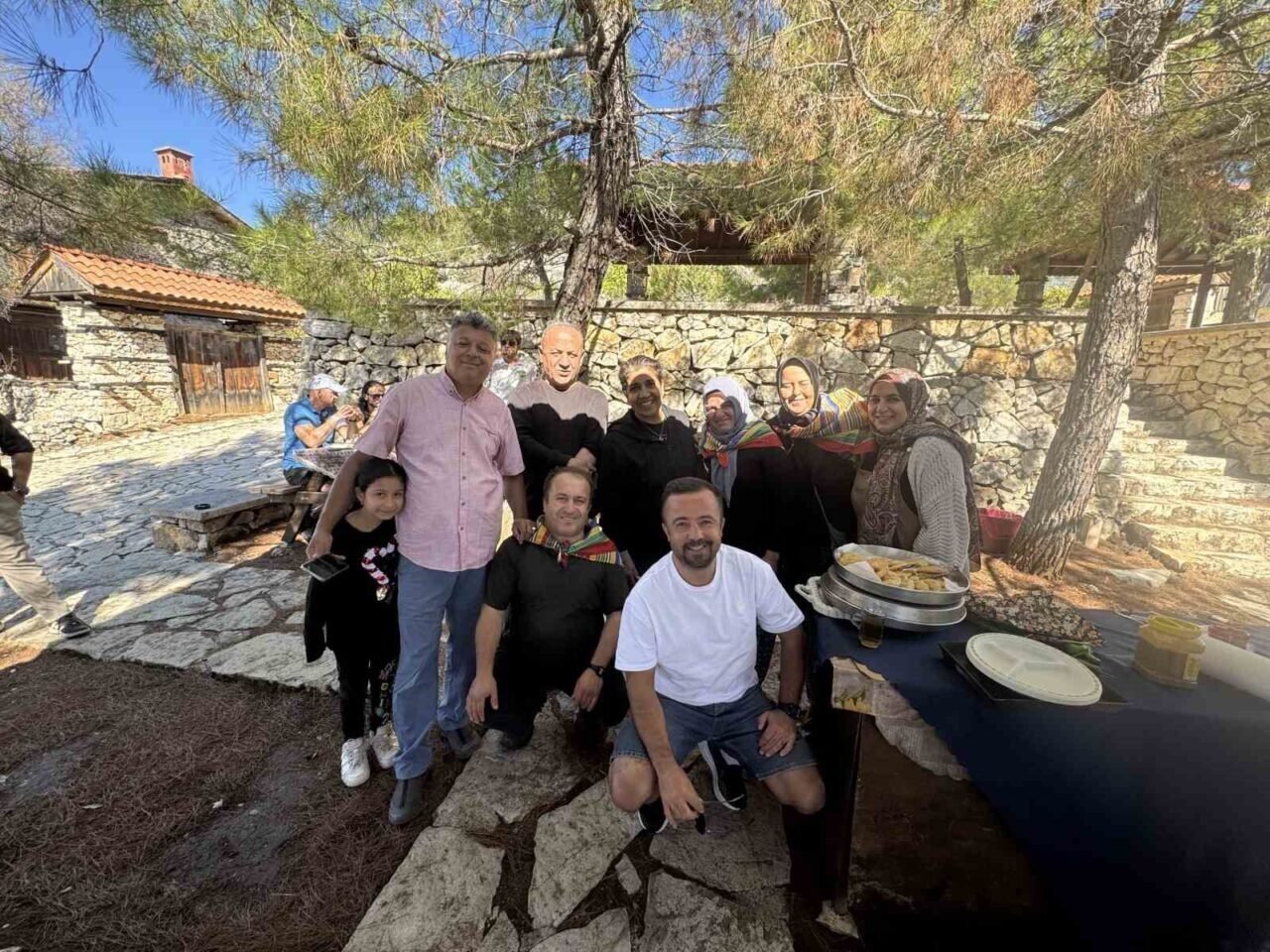 Litvanyalı turistler tarihi köye hayran kaldı