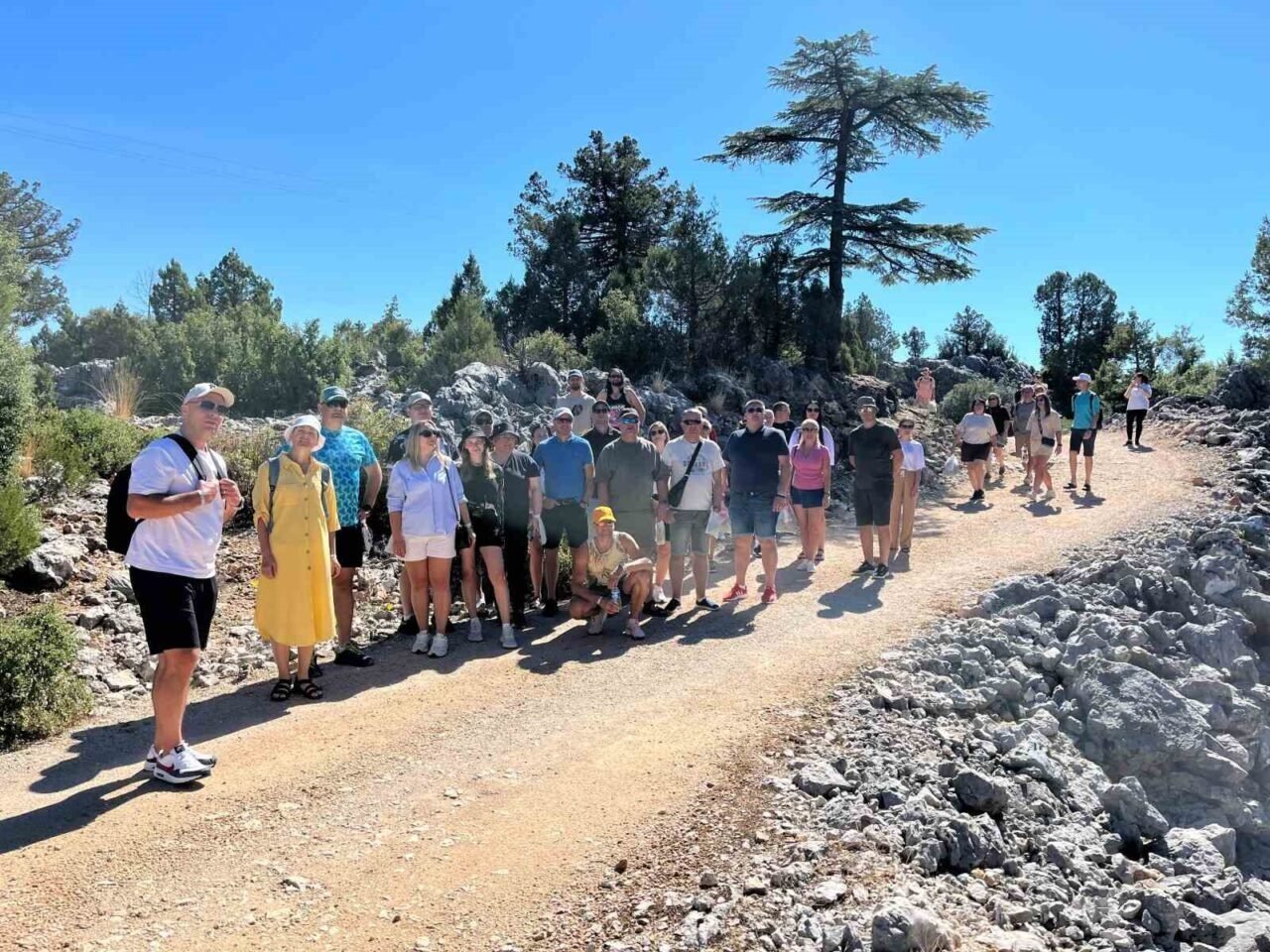 Litvanyalı turistler tarihi köye hayran kaldı