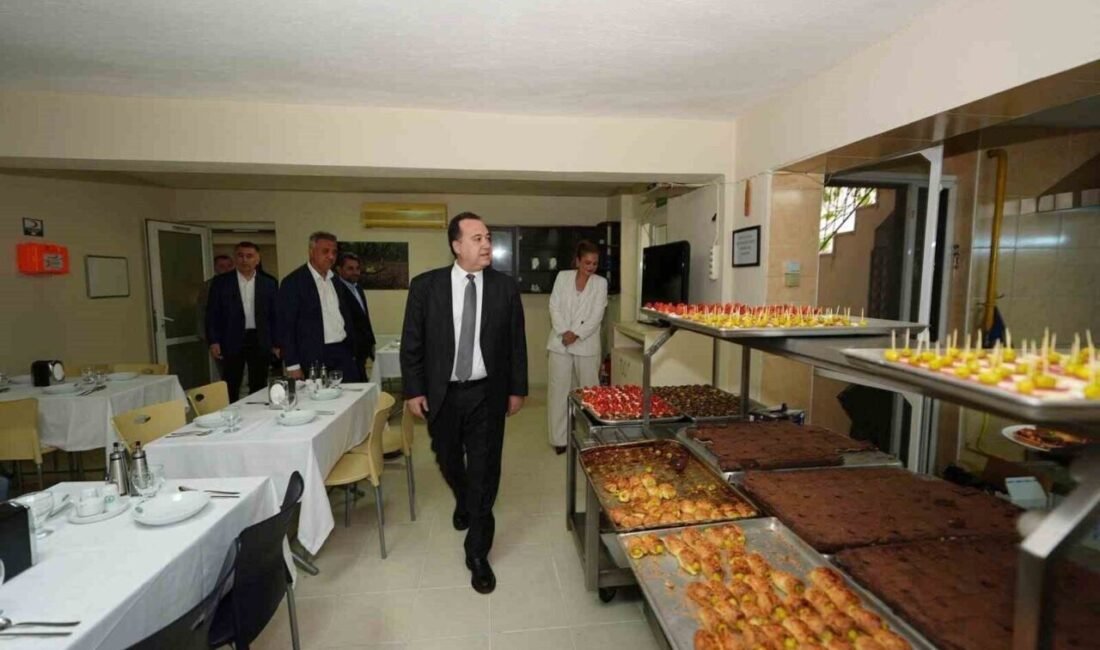 Manisa Büyükşehir Belediyesinin kız üniversite öğrencilerine yönelik hayata geçirdiği ilk