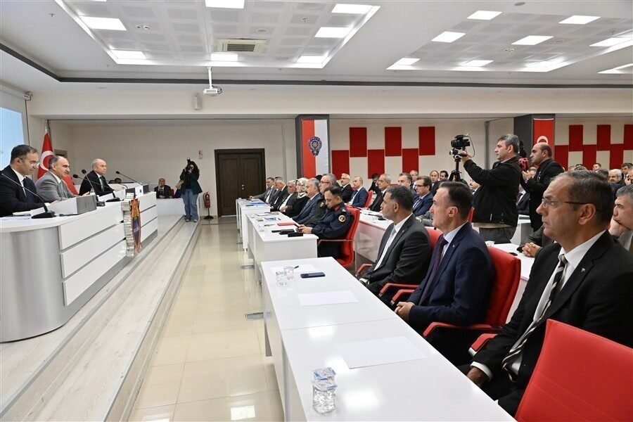 Manisa’da 58 milyar 408 milyon liralık kamu yatırım projesi yürütülüyor