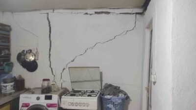 Balıkesir’in Sındırgı ilçesindeki 6.1 büyüklüğündeki deprem, Manisa’da da şiddetli şekilde