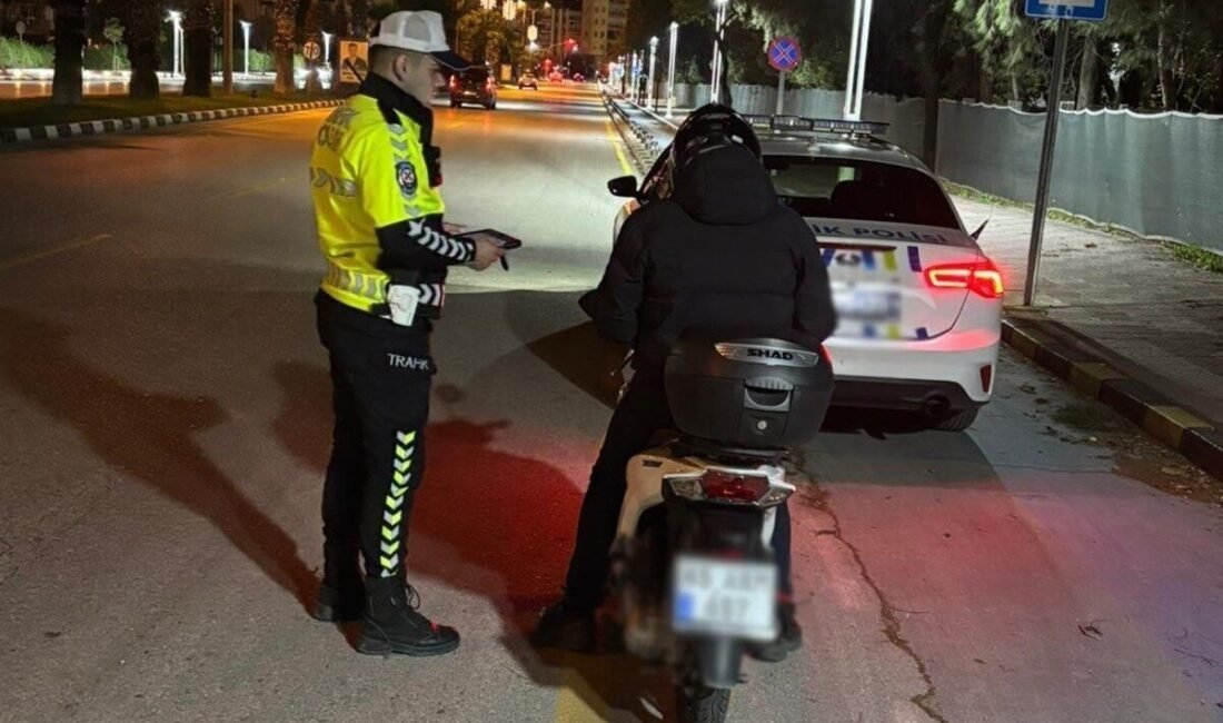 Motosiklet denetiminde ceza yağdı Manisa İl Emniyet Müdürlüğü Trafik Denetleme Şube Müdürlüğü ve ilçe