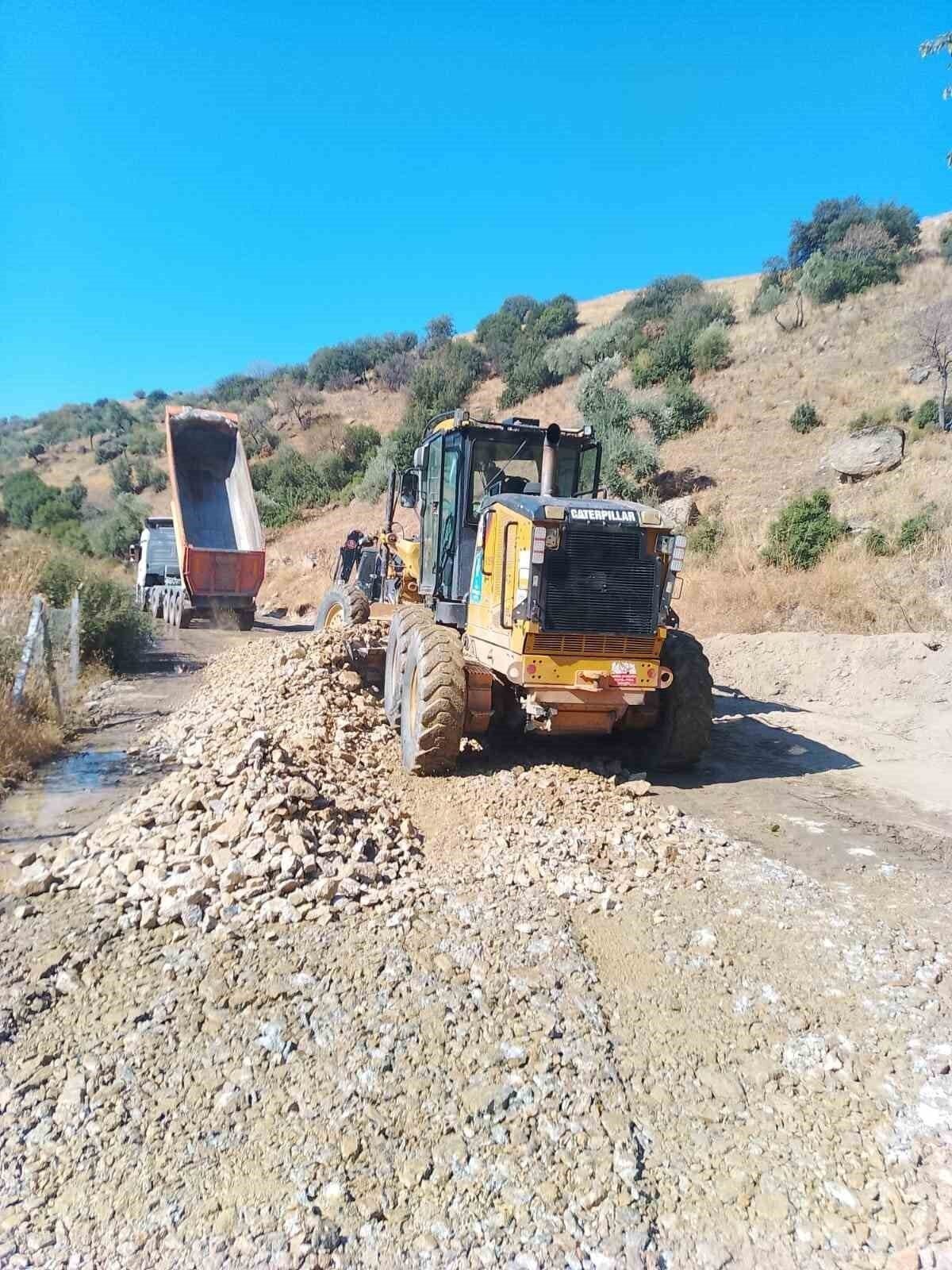 Muhtarların talepleri Başkan Çerçioğlu’nun öncülüğünde hayata geçiriliyor
