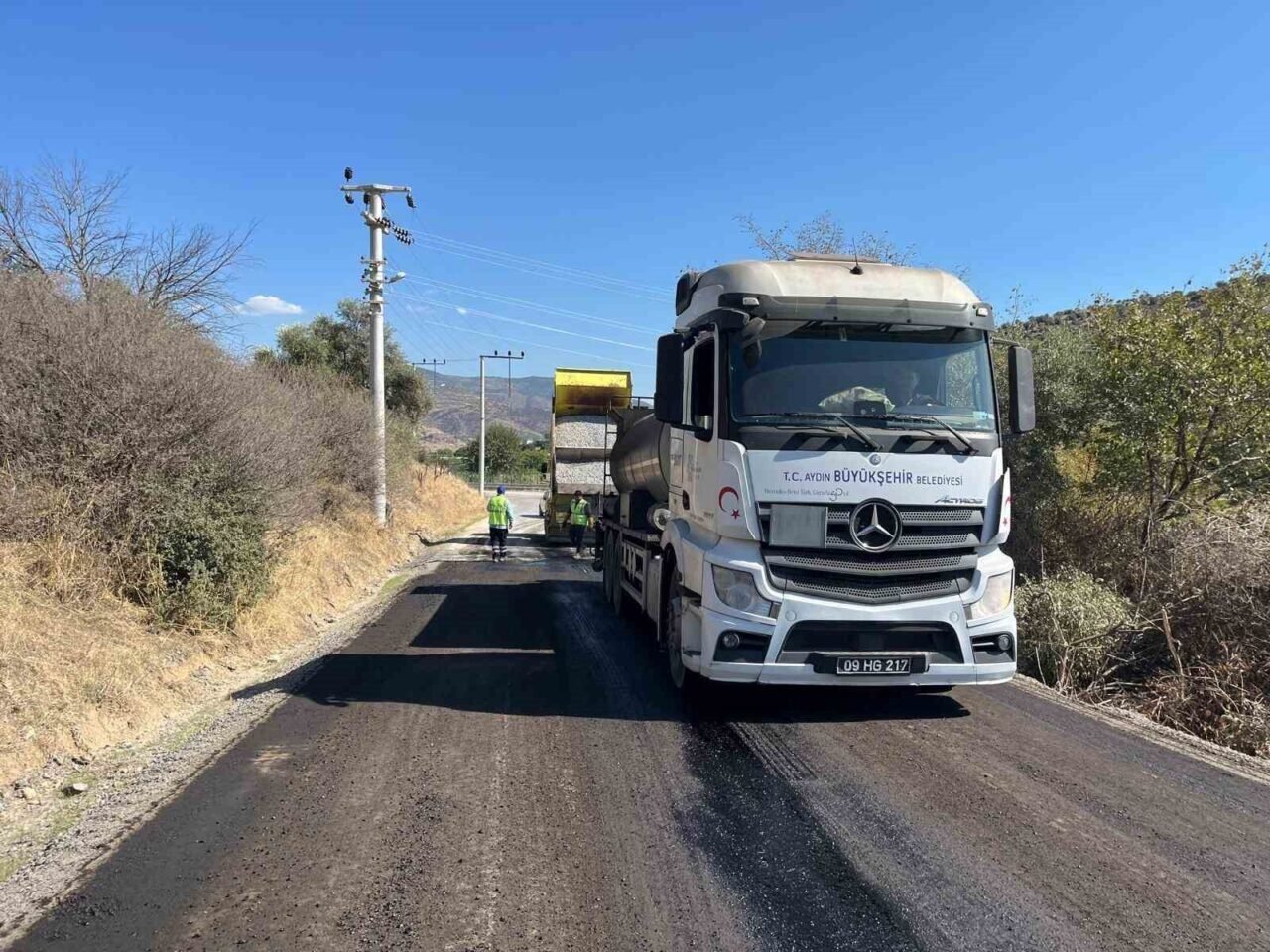 Muhtarların talepleri Başkan Çerçioğlu’nun öncülüğünde hayata geçiriliyor