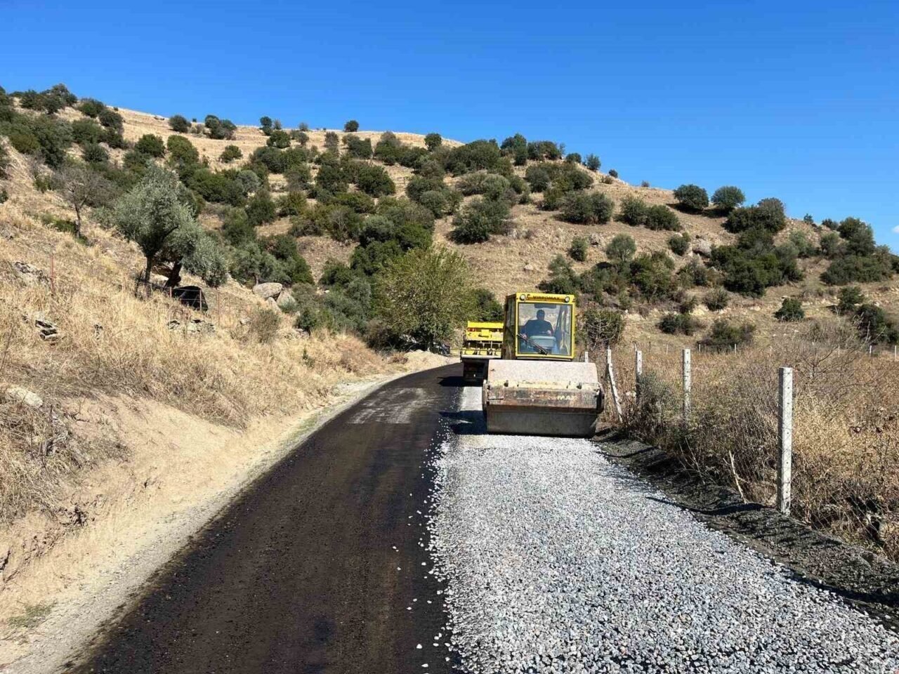 Muhtarların talepleri Başkan Çerçioğlu’nun öncülüğünde hayata geçiriliyor