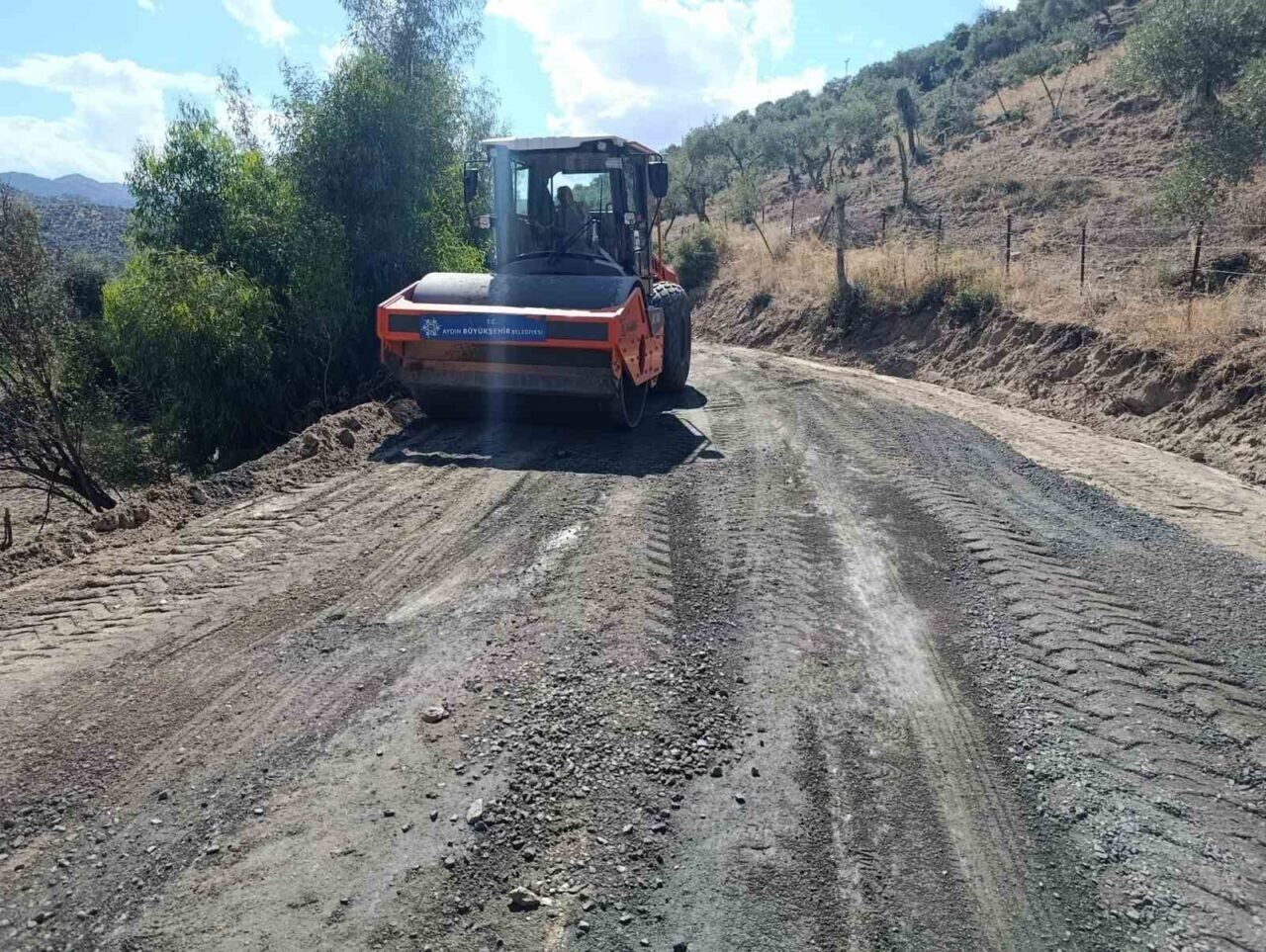 Muhtarların talepleri Başkan Çerçioğlu’nun öncülüğünde hayata geçiriliyor