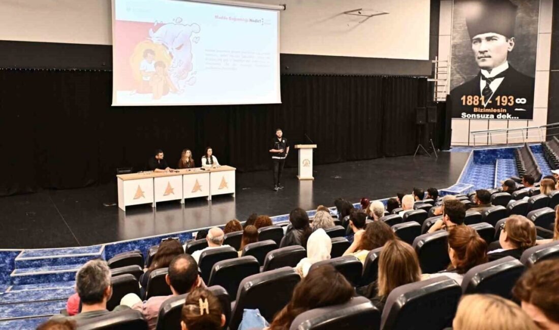 Muratpaşa Belediyesi’nden madde bağımlılığını önleme konferansı Antalya Muratpaşa Belediyesi, madde bağımlılığı hakkında farkındalık oluşturmak amacıyla belediye