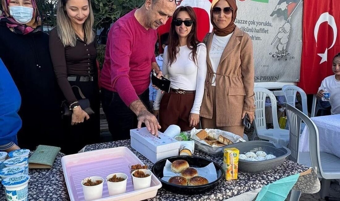 Namık Kemal İlkokulu öğrencileri Gazze için seferber oldu Çeşme Namık Kemal İlkokulu Okul Aile Birliği’nin öncülüğünde düzenlenen “Gazze