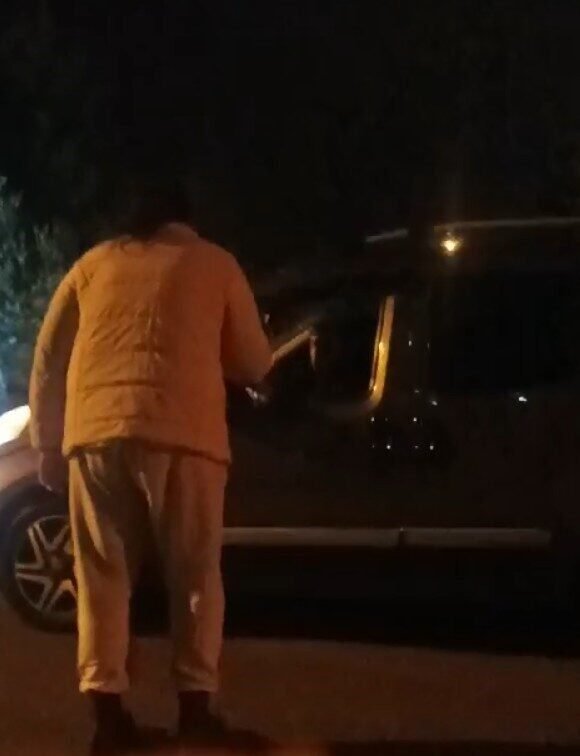 Oğlu bıçaklanarak öldürülen anne gözyaşları içinde adalet istedi: "Tarla gibi yapmış oğlumu"