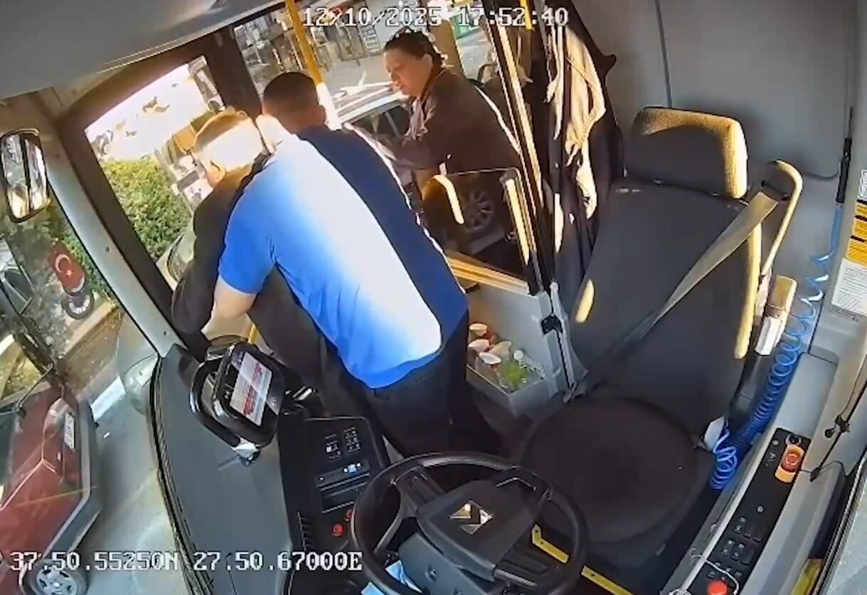 Otobüs şoförü, nefesi kesilen emekli öğretmeni kurtardı
