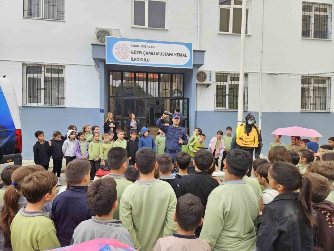 Sahil Güvenlik öğrencileri bilgilendirdi