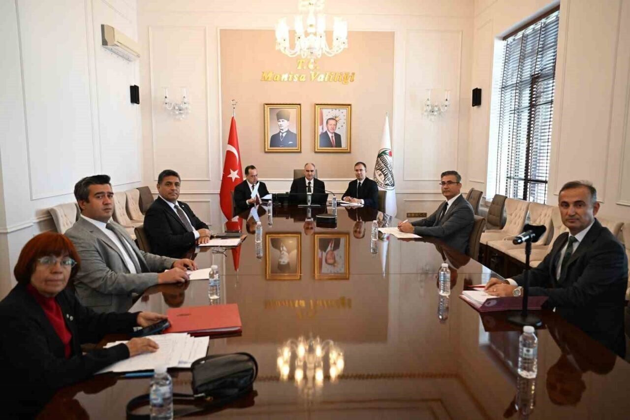 Sahipsiz hayvanlara yönelik tedbirler masaya yatırıldı