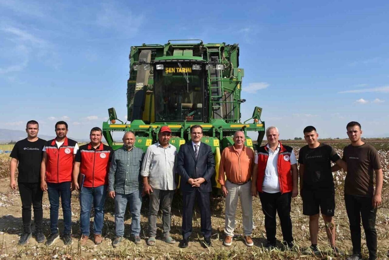 Salihli Ovası’nın ‘Beyaz Altın’ında ilk hasat