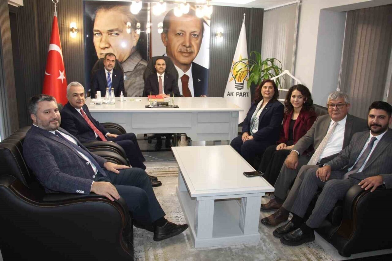 Sanayi ve Teknoloji Bakanı Kacır: "Daha fazla üretmek zorundayız"