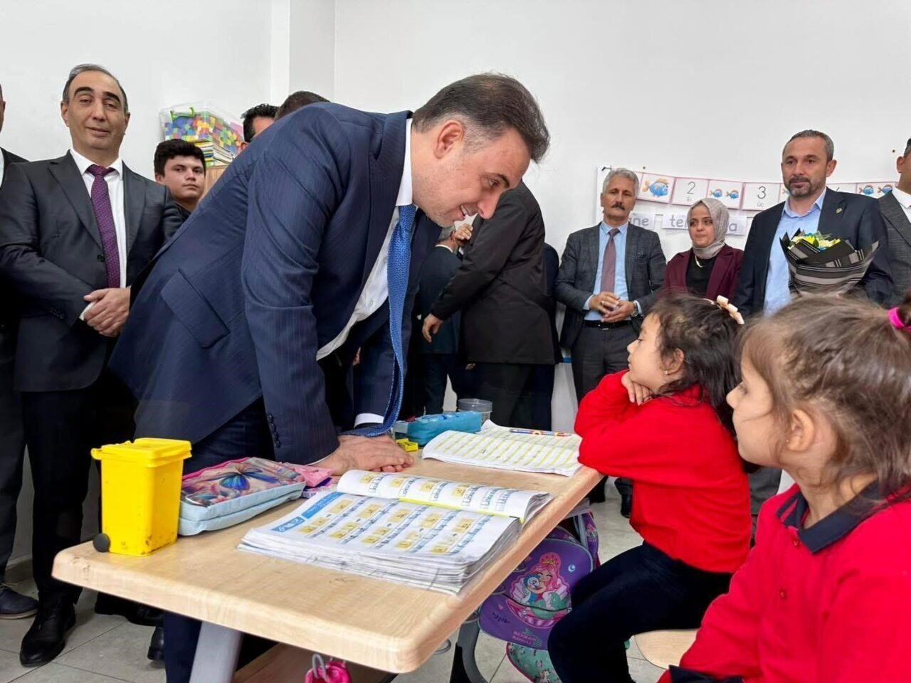 Sarıgöl’deki okulların resmi açılışı yapıldı