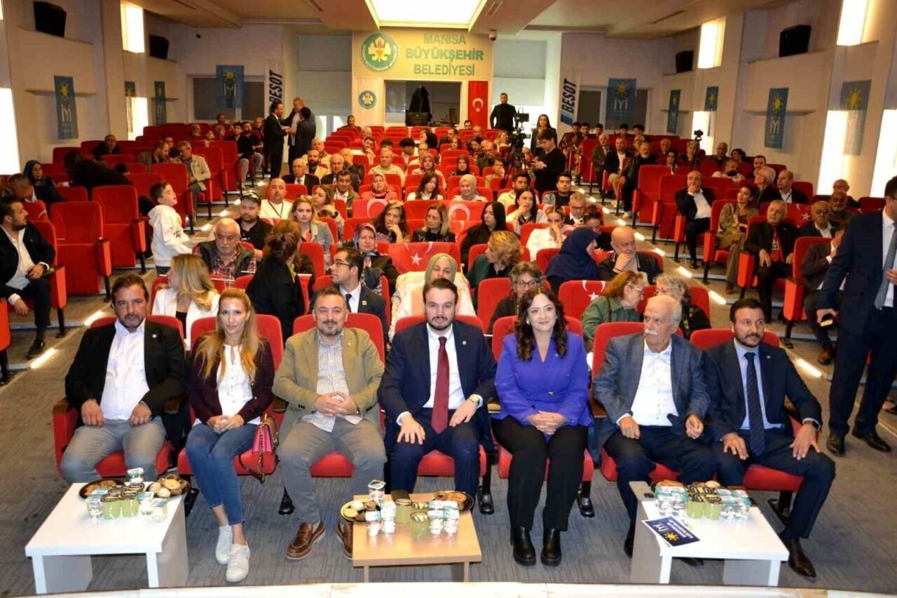 Şehzadeler İYİ Parti’de Aytaç güven tazeledi