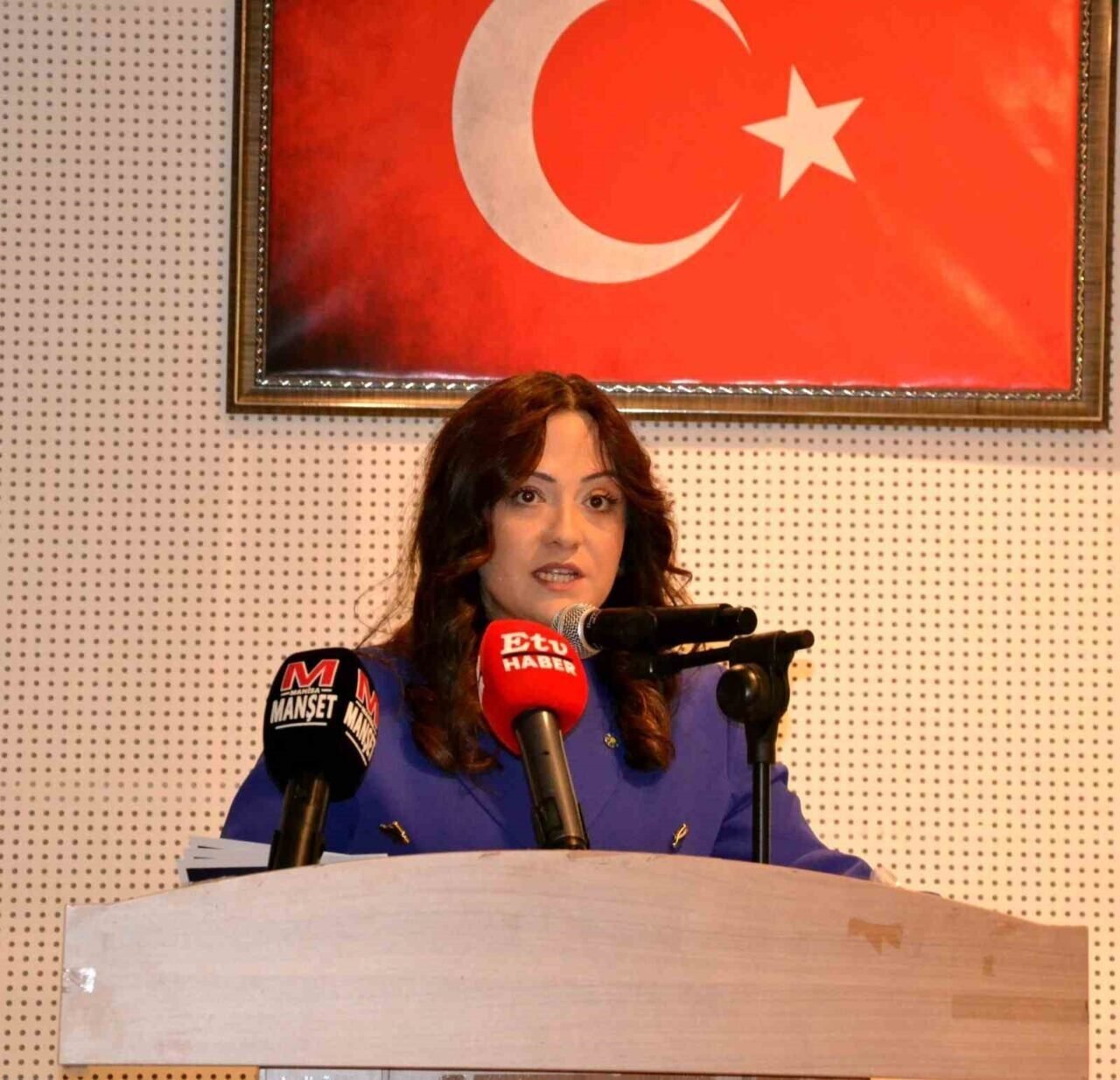Şehzadeler İYİ Parti’de Aytaç güven tazeledi